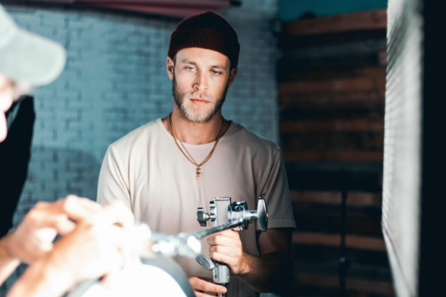 Motion Graphics Workspace mit professionellen Animationsprojekten